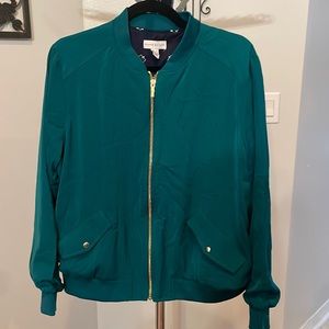 N W/Out Tags. Susan Graver bomber jackets.  Green.   Size M.